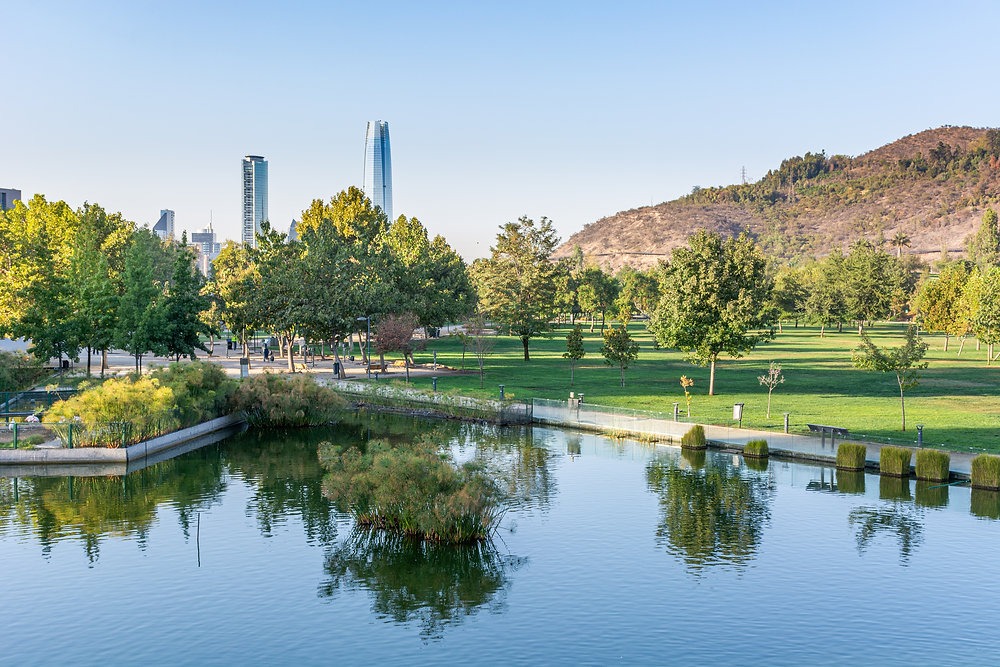 foto de Parque Bicentenario, como un símbolo de parques en Ciudades sostenibles